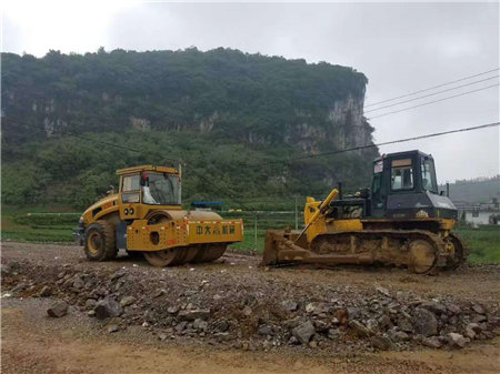 32吨压路机租赁哪家可长期合作